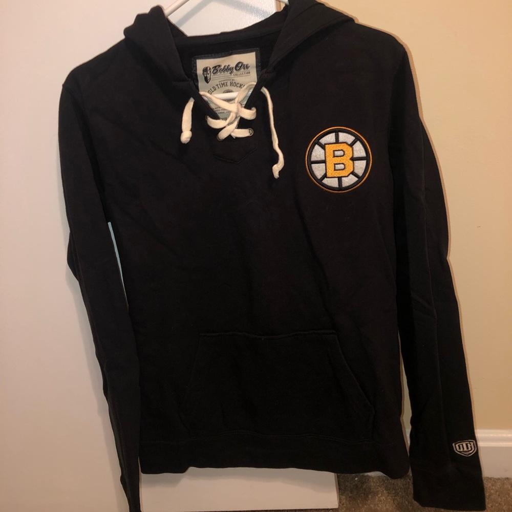 Bruins sweatshirt